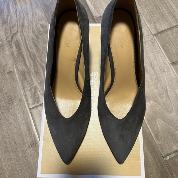 MK Pumps - Picture 3 of 7